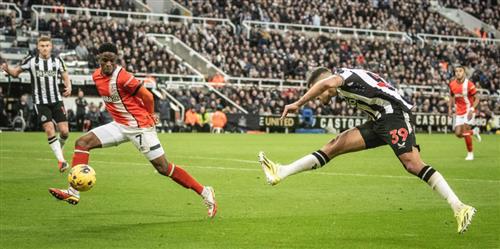 Newcastle United vs Luton Town