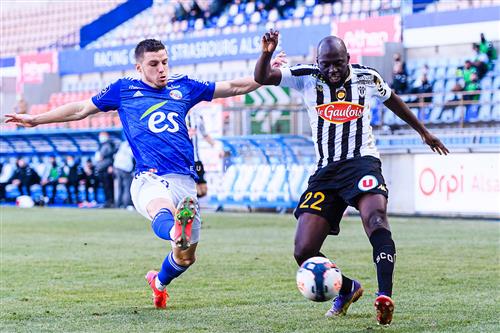 Strasbourg vs Angers